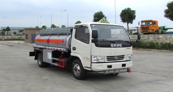 �|�L(f��ng)�͹�܇(ch��)�DƬ