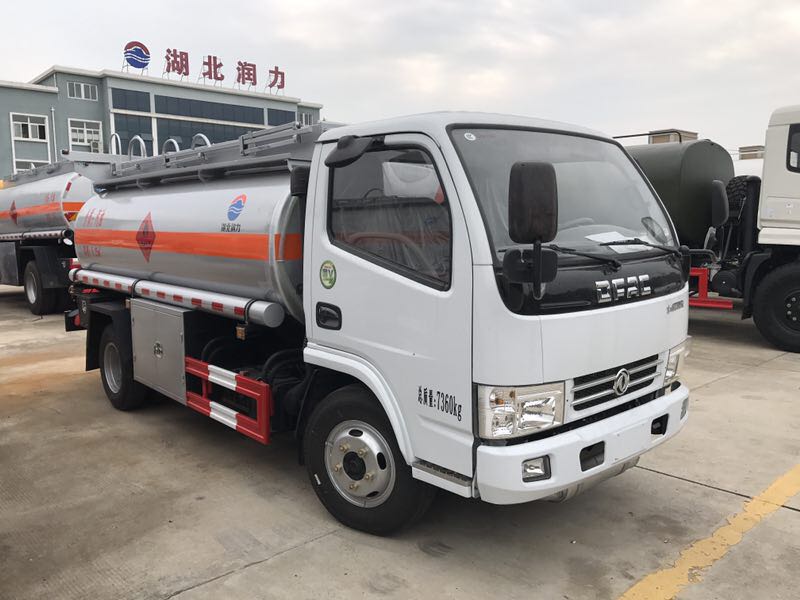 5���\��܇�DƬ