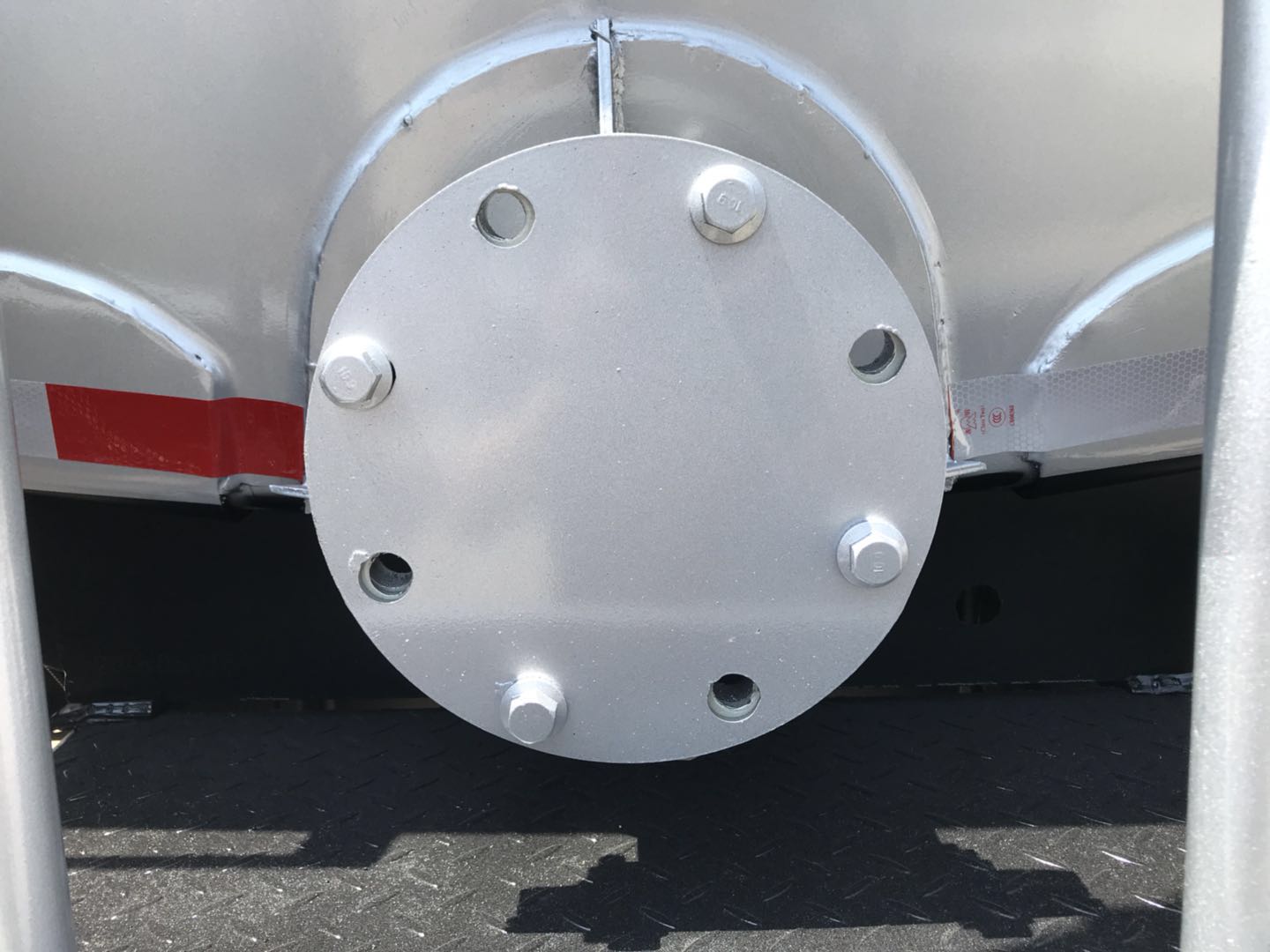 �������ǰ�ĺ�˹�Һ܇��β�������ڈDƬ