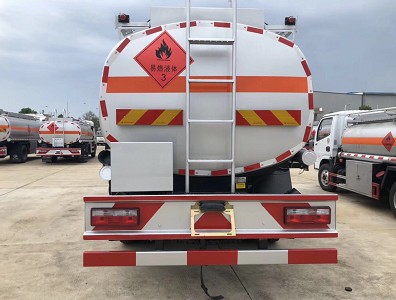 �|�L(f��ng)������һ�Ű��{���9.8�����ͽ��|(zh��)�\(y��n)��܇(ch��)