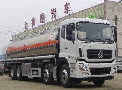 25���|�L(f��ng)����ǰ�ĺ���X�Ͻ��͹�܇(ch��)�DƬ