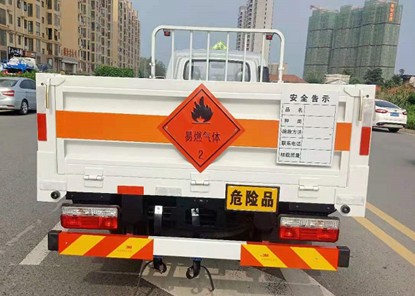 東風(fēng)途逸氣瓶運輸車 東風(fēng)途逸氣瓶運輸車