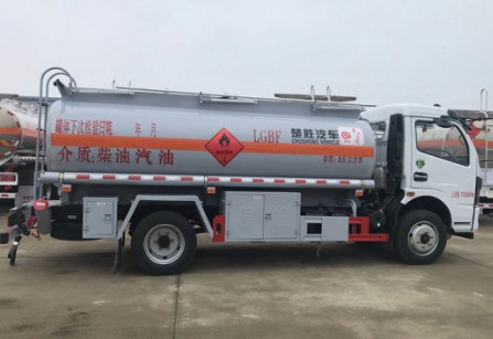 ����8���|�L(f��ng)�͹�܇/�\��܇