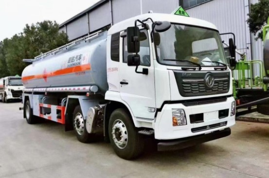 �����|�L(f��ng)���\С���S�͹�܇_�����|�L(f��ng)���\ǰ�ĺ����͹�܇