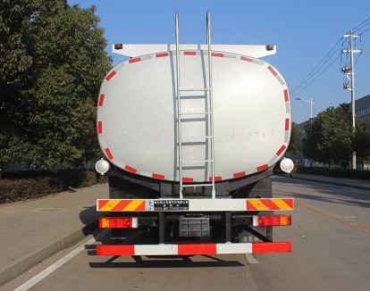 �����|�L(f��ng)����ǰ�ĺ�˹�Һ܇�DƬ