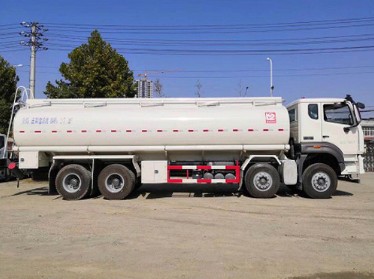 �������ǰ�ĺ�˹�Һ܇�S�҃r��