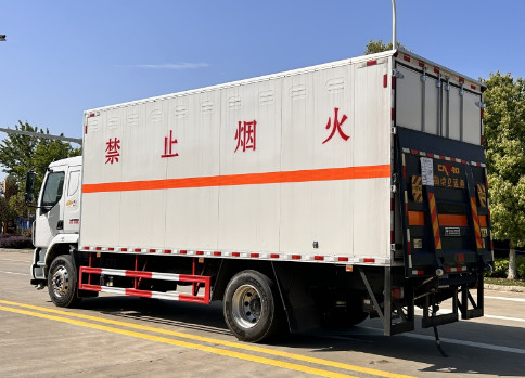 �|�L(f��ng)�����Θ�Σ�U(xi��n)Ʒ��ʽ�\(y��n)ݔ܇