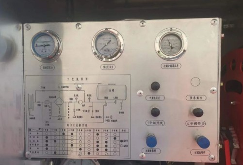 �|�L��4.7���w�C����܇