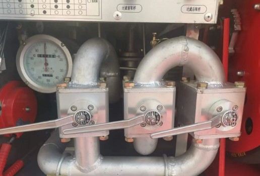 �|�L��4.7���w�C����܇