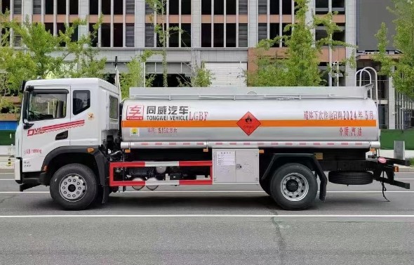 13���|�L(f��ng)�A��DV5�͹�܇