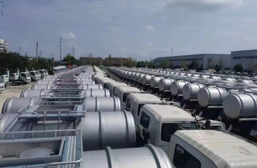 ����W��10��ʳƷ�����P��\ˮ܇