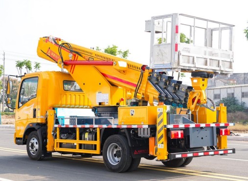 ���������{(l��n)��30�׸߿����I(y��)܇(ch��)