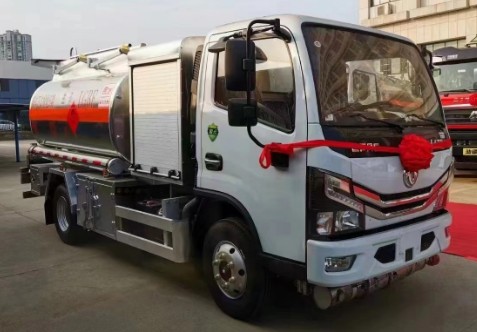 ������4.7���w�C����܇