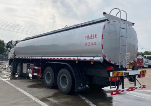 ��������ǰ�ĺ�˹�Һ܇(ch��)