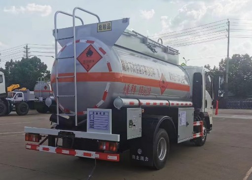 ��������6.6����ȼҺ�w��ʽ�\ݔ܇